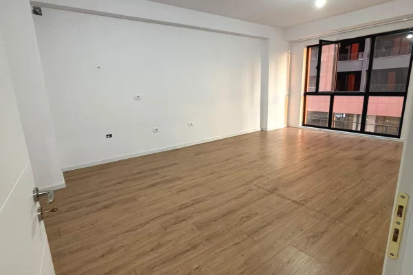 Shtepi me qera Apartament ne Tirane, 1+1, Mobilimi Bosh, pa mobiluar, Pagesa 40,000  Leke.