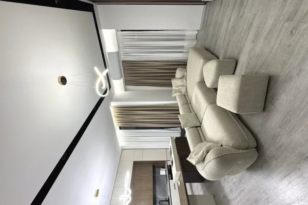 Apartament per qira 2+1+2🅿️, 📍Sheshi Shqiponja, Cmimi 850 Euro