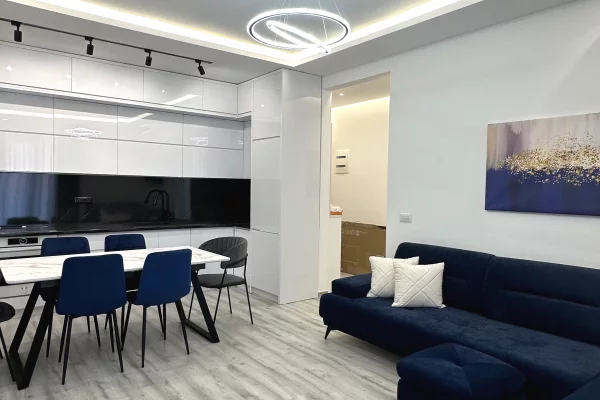 Apartament per qira 2+1+2, 📍Ish Sheshi Shqiponja, Cmimi 700 Euro