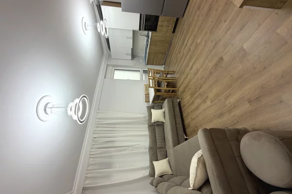 Apartament per qira 1+1 tek Ish Fusha e Avaicionit cmimi 600 Euro
