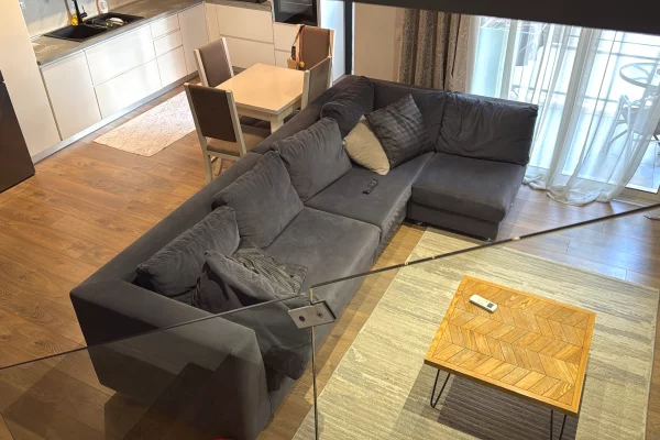 Shtepi me qera 2+1 ne Tirane - 550 Euro