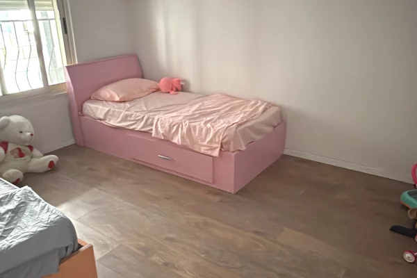 Shtepi me qera Duplex(shtepi me 2 kate) ne Tirane, 2+1, Mobilimi E mobiluar, Pagesa 550  Euro.