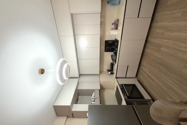 Shtepi ne shitje Apartament ne Tirane, 1+1, Mobilimi E mobiluar, Pagesa 125,000  Euro.