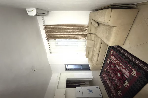 Apartament per Qera ne fund te bulevardit te ri 350 euro
