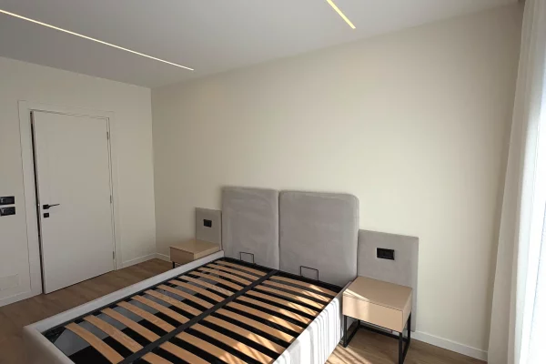 Shtepi me qera Apartament ne Tirane, 1+1, Mobilimi E mobiluar, Pagesa 65,000  Leke.