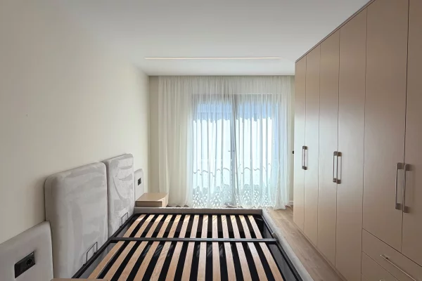 Shtepi me qera Apartament ne Tirane, 1+1, Mobilimi E mobiluar, Pagesa 65,000  Leke.