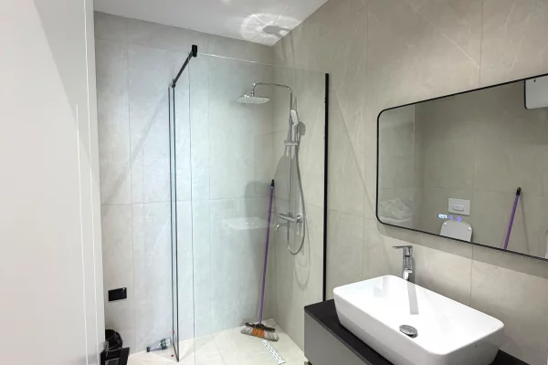 Shtepi me qera Apartament ne Tirane, 1+1, Mobilimi E mobiluar, Pagesa 65,000  Leke.