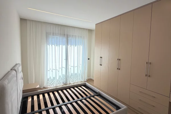 Shtepi me qera Apartament ne Tirane, 1+1, Mobilimi E mobiluar, Pagesa 65,000  Leke.