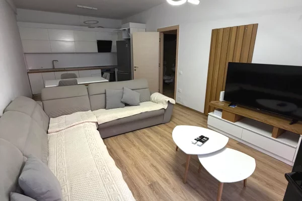 Shtepi me qera Apartament ne Tirane, 2+1, Mobilimi E mobiluar, Pagesa 700  Euro.