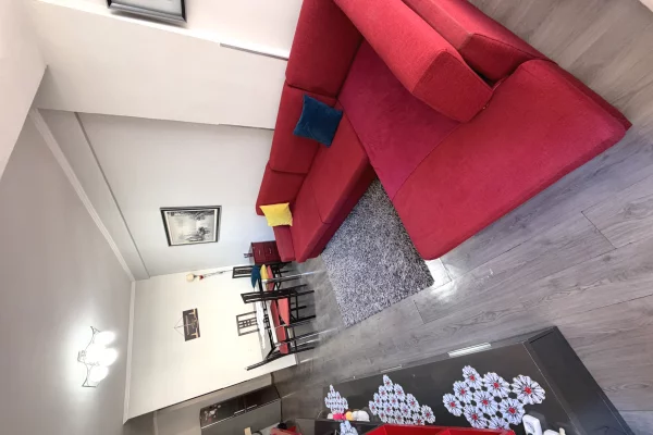 Shtepi ne shitje 1+1 ne Tirane - 10,000,000 Leke