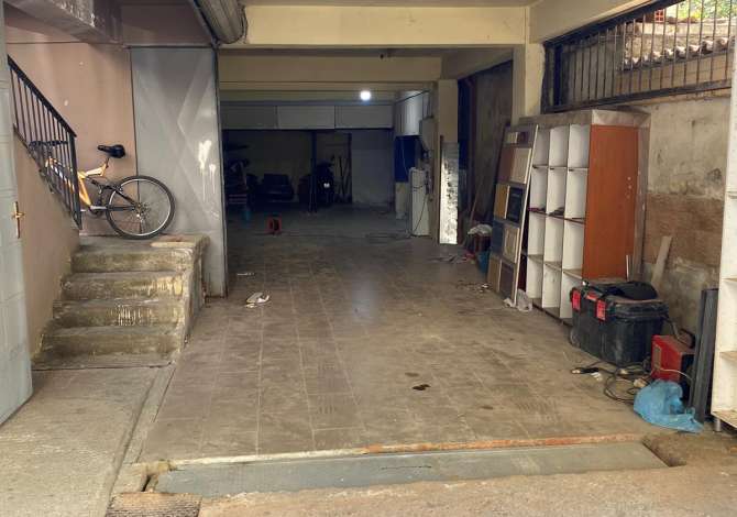 Ambient biznesi me qera 4+1 ne Tirane - 350 Euro