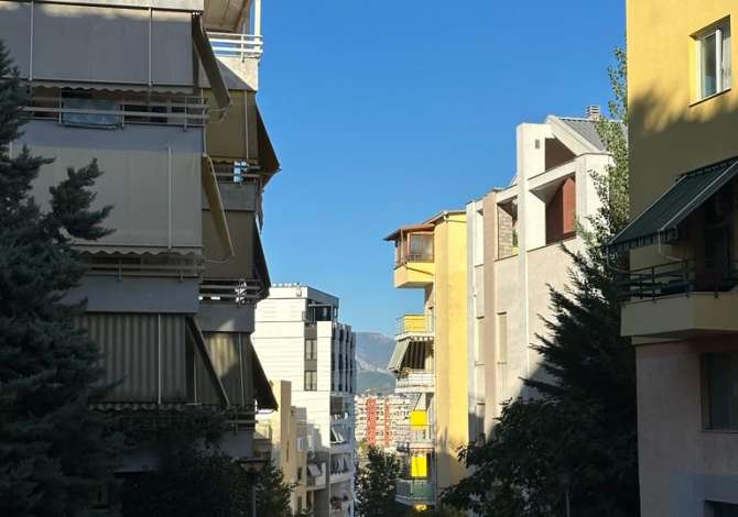 Jepet ambjent biznesi me qera per biznese te ndryshme tek Kopshti zoologjik