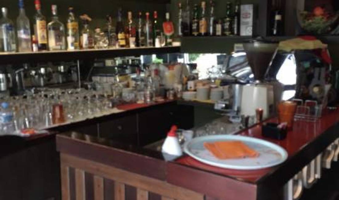 Shitet dyqan prane rezidences Kodra e Diellit 1