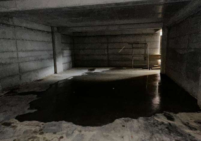 Ambient biznesi me qera 4+1 ne Tirane - 800 Euro