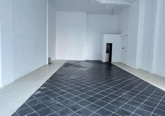 Ambient biznesi me qera 1+1 ne Tirane - 90,000 Leke