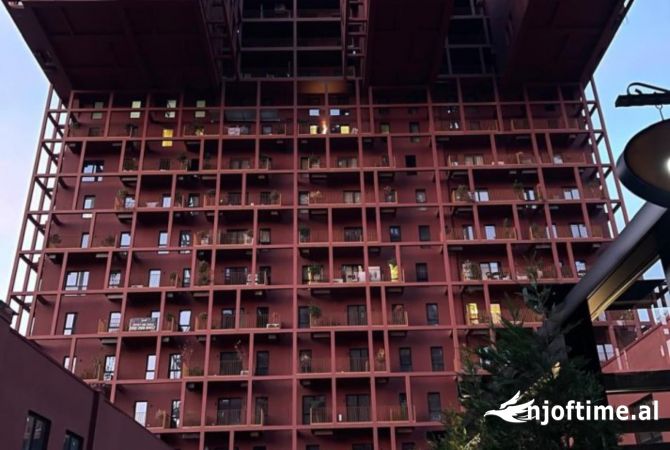 Ambiente Commerciale in Affitto 3+1 a Tirana - 3,000 Euro