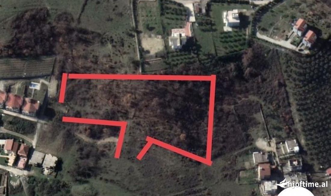 Shitet toke ne dalje te kombinatit 