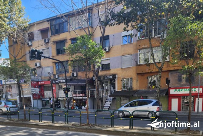 Ambiente Commerciale in Affitto 1+1 a Tirana - 500 Euro