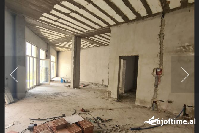 Business Property in Sale 1+1 in Tirana - 198,000 Euro