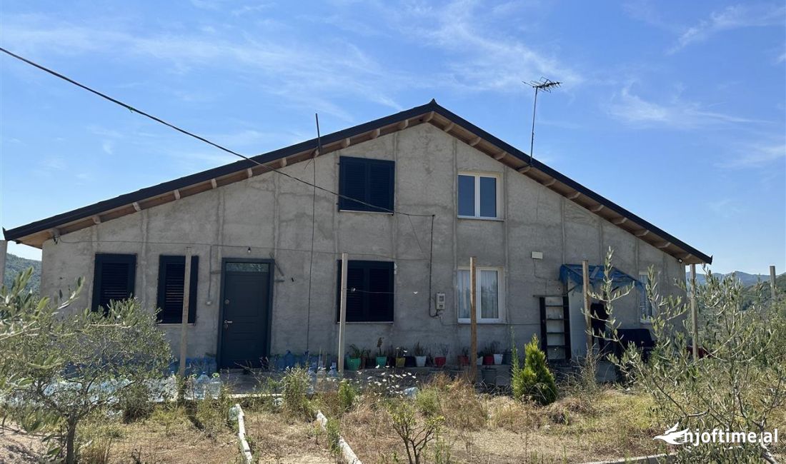 Shitet objekt ne Vishaj te Tiranes 