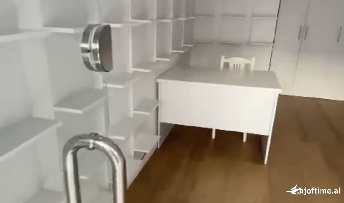 Shitet dyqan pas postes tek sheshi willson