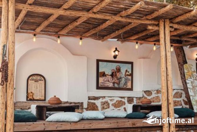 Shitet hotel ne Dhermi -Palase , 100 larg detit 