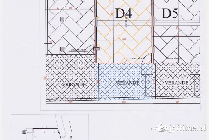 Ambiente Commerciale in Vendita 1+1 a Tirana - 165,000 Euro