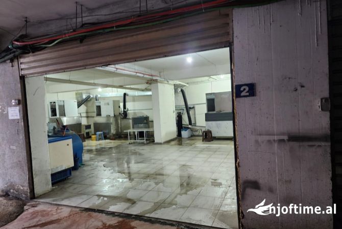 Jepet ambjent per punishte / garazhd / magazine ne Astir 