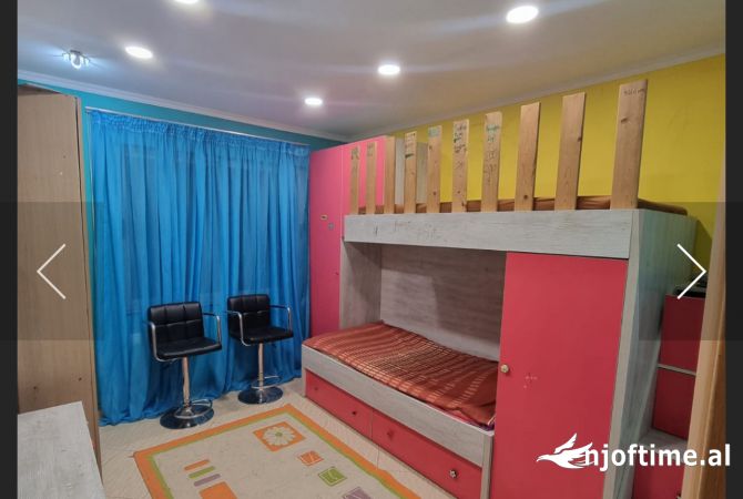 Shtepi me qera Apartament ne Tirane, 2+1, Mobilimi E mobiluar, Pagesa 500  Euro.