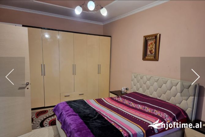 Shtepi me qera Apartament ne Tirane, 2+1, Mobilimi E mobiluar, Pagesa 500  Euro.