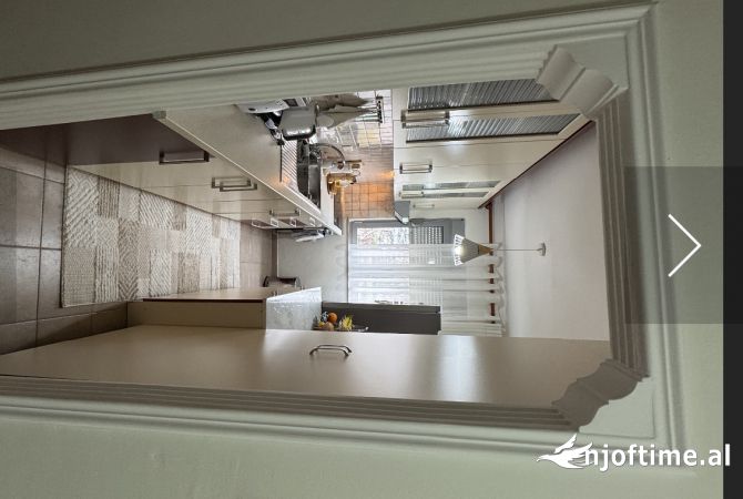 Shtepi ne shitje Apartament ne Tirane, 2+1, Mobilimi E mobiluar, Pagesa 98,000  Euro.