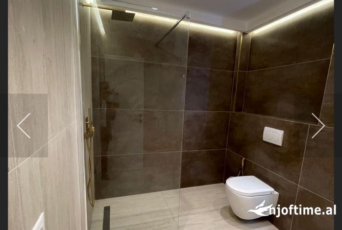 Shtepi ne shitje Apartament ne Tirane, 2+1, Mobilimi Bosh, pa mobiluar, Pagesa 237,000  Euro.