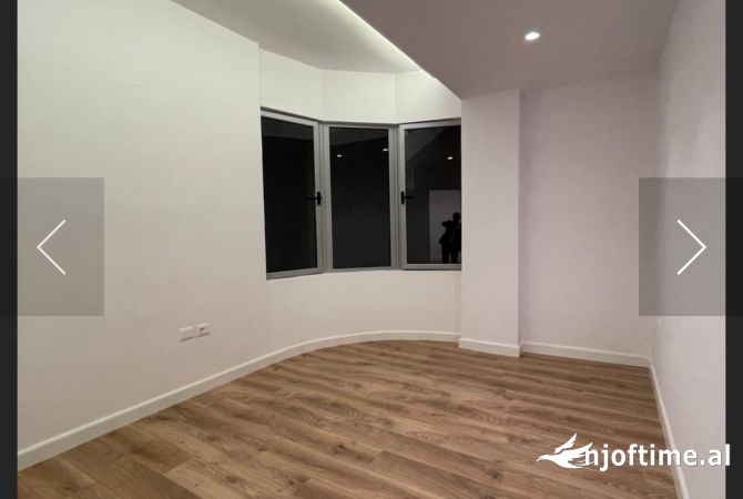 Shtepi ne shitje Apartament ne Tirane, 2+1, Mobilimi Bosh, pa mobiluar, Pagesa 237,000  Euro.