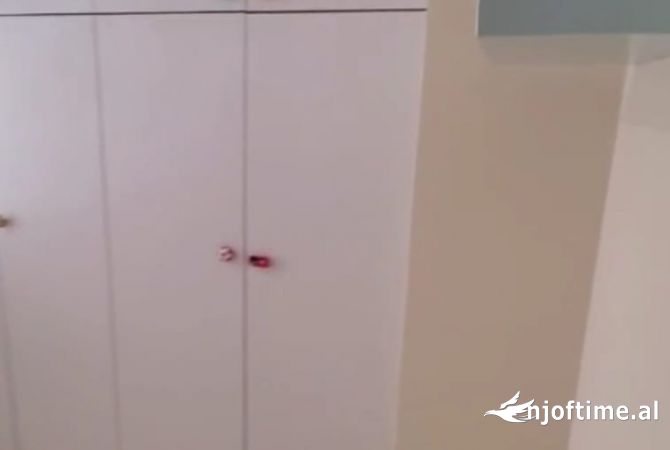 Appartamento in affitto a Tirana 2+1, Arredato