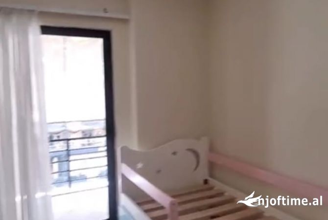 Appartamento in affitto a Tirana 2+1, Arredato