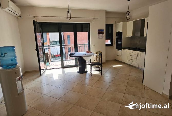 Jepet apartament 3+1+2+garazhd tek green city , perballe astirit