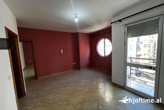 Apartment for rent in Tirana 2+1, Emty