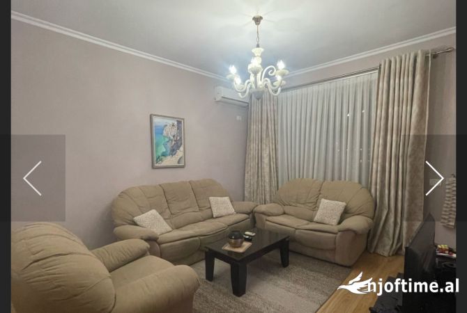 Shtepi me qera Apartament ne Tirane, 2+1, Mobilimi E mobiluar, Pagesa 450  Euro.