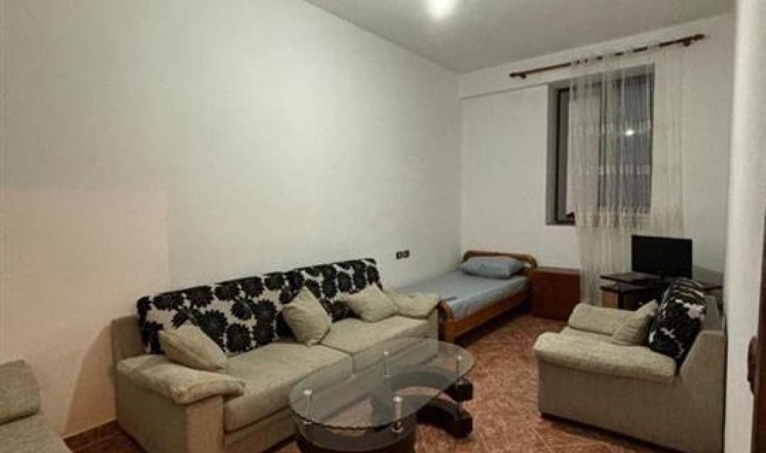 Shtepi me qera Apartament ne Tirane, 2+1, Mobilimi E mobiluar, Pagesa 45,000  Leke.