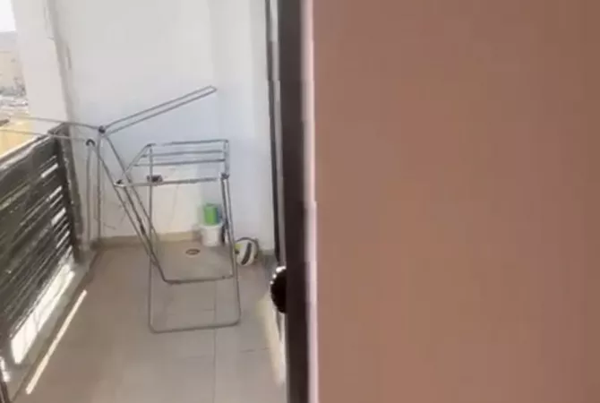 Shtepi ne shitje Apartament ne Tirane, 1+1, Mobilimi E mobiluar, Pagesa 105,000  Euro.