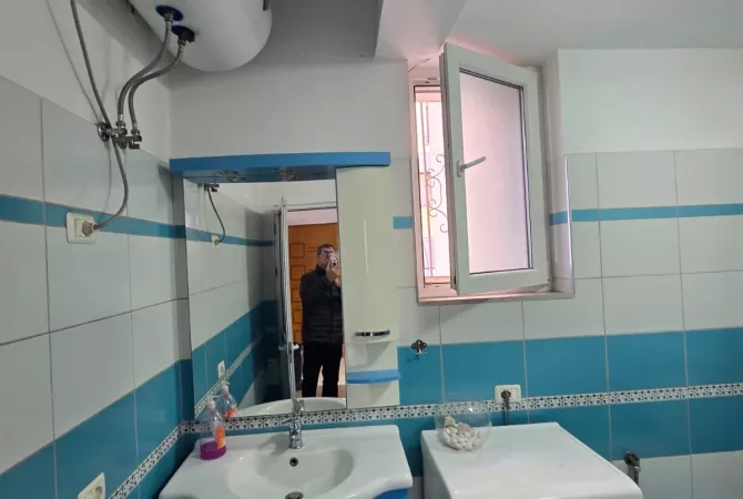 Jepet apartament 2+1 me qera ne Myslym Shyr per biznes