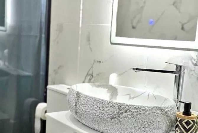 Shtepi me qera Apartament ne Tirane, Garsoniere, Mobilimi E mobiluar, Pagesa 55,000  Leke.