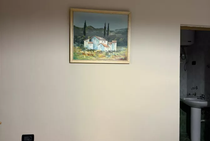 Shtepi me qera Apartament ne Tirane, 2+1, Mobilimi E mobiluar, Pagesa 55,000  Leke.