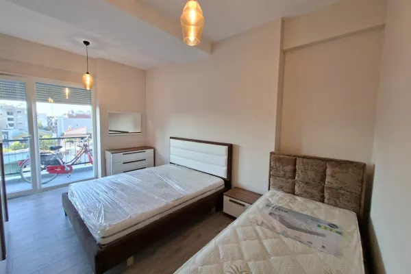 Shtepi me qera Apartament ne Tirane, 1+1, Mobilimi E mobiluar, Pagesa 60,000  Leke.