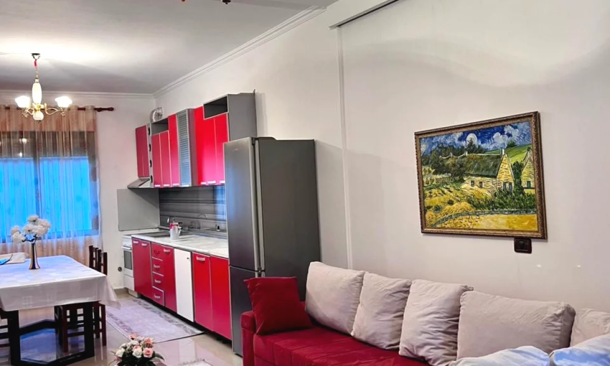 Shtepi me qera Apartament ne Tirane, 2+1, Mobilimi E mobiluar, Pagesa 50,000  Leke.