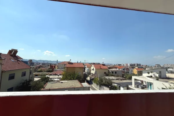 Shtepi me qera Apartament ne Tirane, 2+1, Mobilimi E mobiluar, Pagesa 50,000  Leke.
