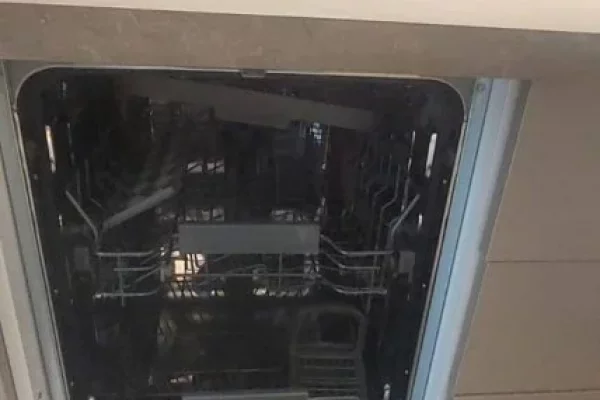 Shtepi me qera Apartament ne Tirane, 1+1, Mobilimi E mobiluar, Pagesa 60,000  Leke.