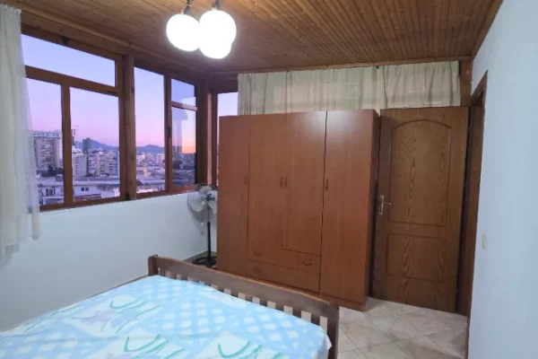 Shtepi me qera Apartament ne Tirane, 1+1, Mobilimi E mobiluar, Pagesa 400  Euro.