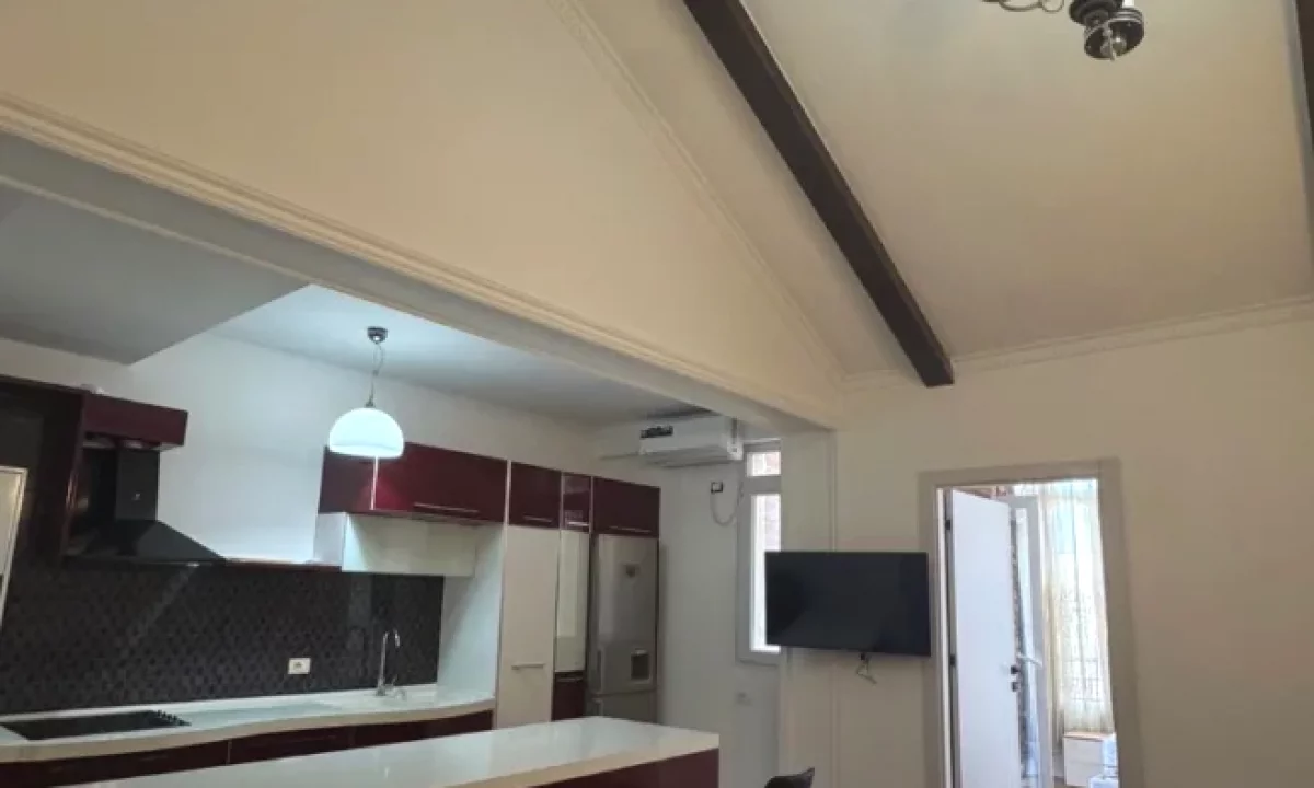 Shtepi me qera Apartament ne Tirane, 1+1, Mobilimi E mobiluar, Pagesa 500  Euro.