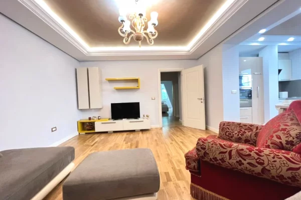 Shtepi me qera Apartament ne Tirane, 2+1, Mobilimi E mobiluar, Pagesa 1,000  Euro.